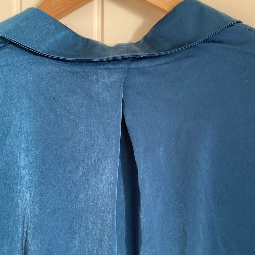 Crescent Pullover Long Sleeve Blouse‎ Top Womens Size Small Blue High Low - Picture 8 of 8